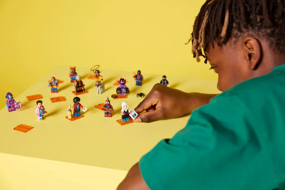 LEGO Minifiguren – Spider-Man in het Spider-Vers 71050